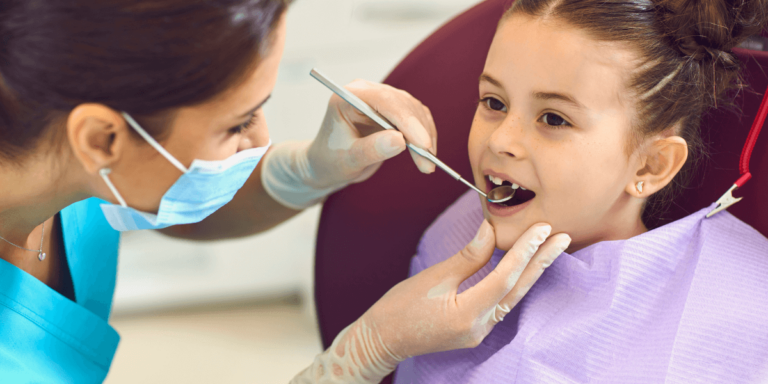 child at first dentist appointment